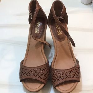 Kenneth Cole Reaction Wedges